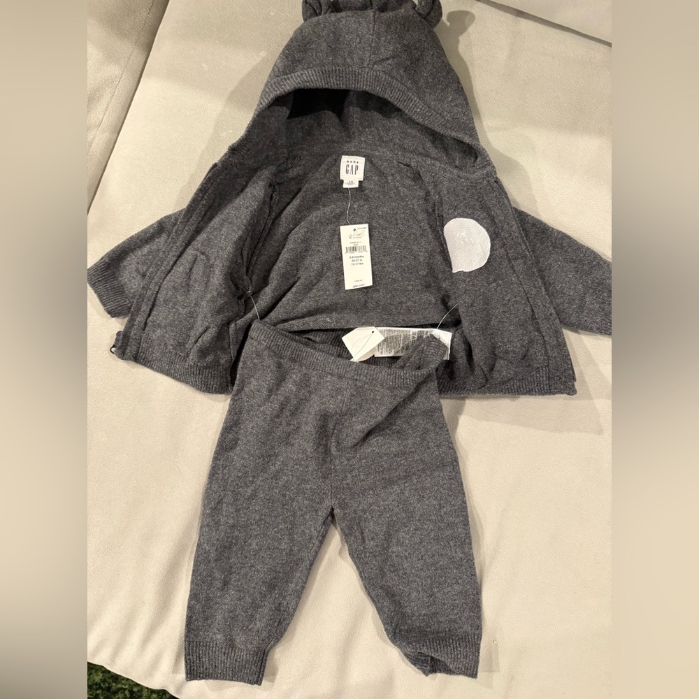 Baby gap 2 piece gray set